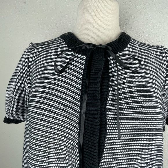 NWOT Larry Levine Short Sleeve Cardigan Sweater - Picture 6 of 7
